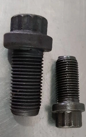 Bulones Especiales para Abrazadera de Cruceta de Cardan