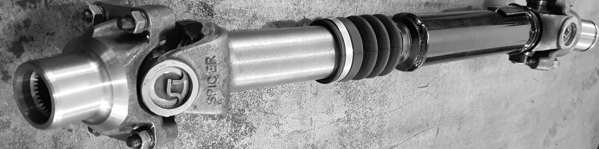 Cardan Delantero de Amarok 4x4 Reforma con Crucetas Spicer